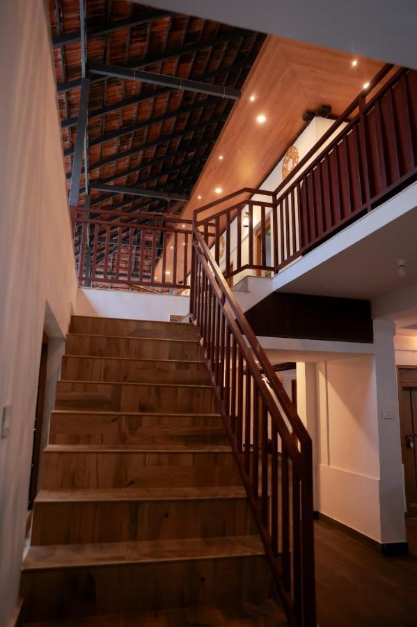 Best Heritage Home Iritti Bagian luar foto