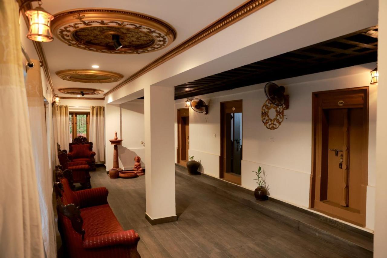 Best Heritage Home Iritti Bagian luar foto