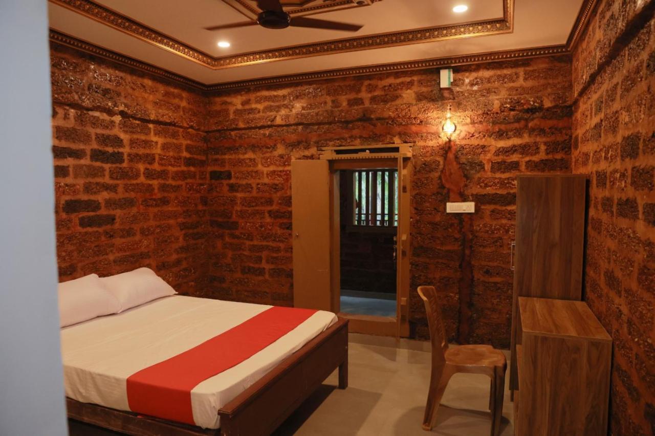 Best Heritage Home Iritti Bagian luar foto